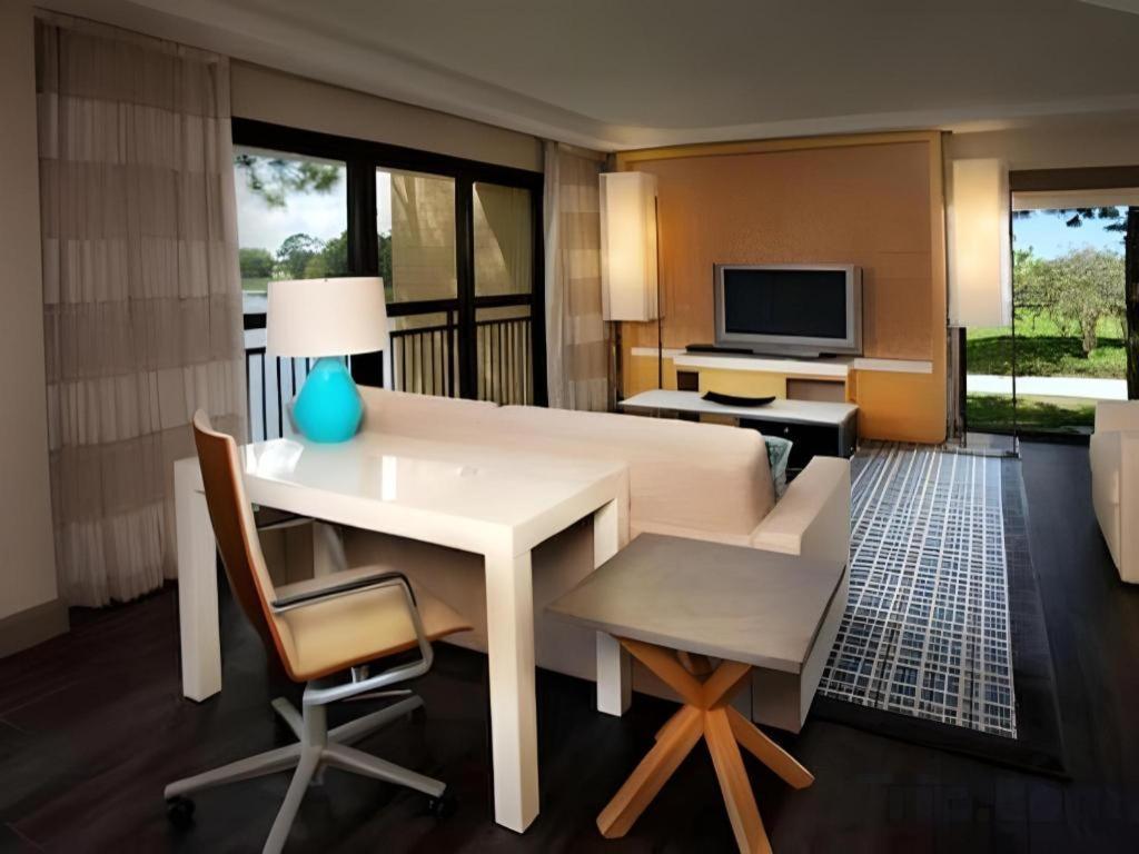 Disney'S Contemporary Resort Λίμνη Μπουένα Βίστα Εξωτερικό φωτογραφία